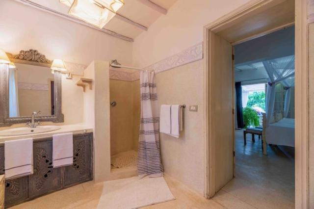 Diamond Haven In Malindi Apartment Luaran gambar
